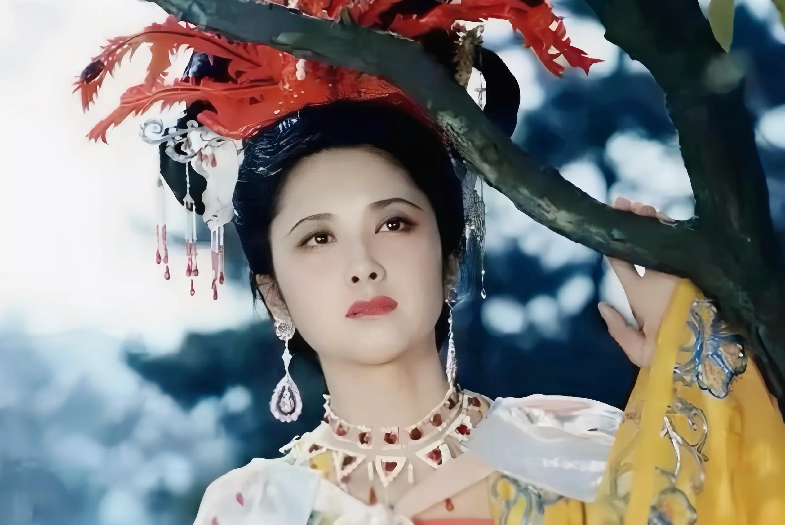 Diễn viên Chu Lâm trải qua 2 cuộc hôn nhân, nhưng không có con cái.