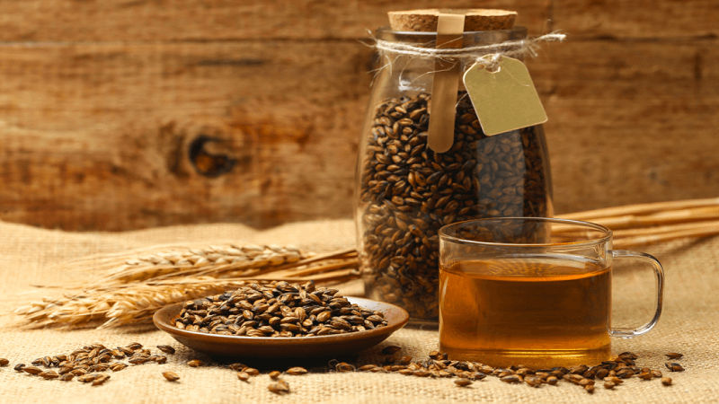 Một hộp trà lúa mạch túi lọc có giá 70-150 nghìn đồng.