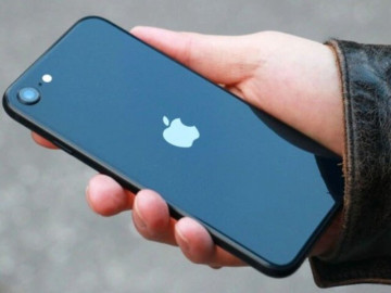 Không dư dả, mua 6 mẫu iPhone cũ này dùng tới 6 năm vẫn mượt, có loại chơi game 7 tiếng chỉ hao 14% pin