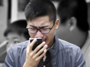 Tin tức - Con trai nhờ cộng đồng mạng giúp mở khoá điện thoại của cha đã mất 14 năm, xúc động khi nhìn phần tin nhắn