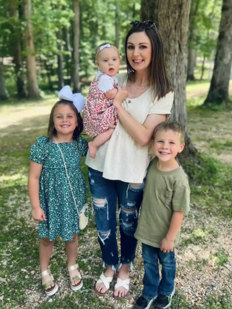 Lindsey Wiggins và 3 con. 