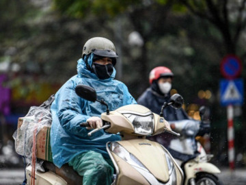 Không khí lạnh kèm mưa bao phủ miền Bắc