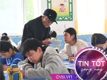 Thầy giáo 87 tuổi dạy thư pháp miễn phí cho học sinh tiểu học suốt 27 năm: “Còn sức khỏe là còn đi dạy”