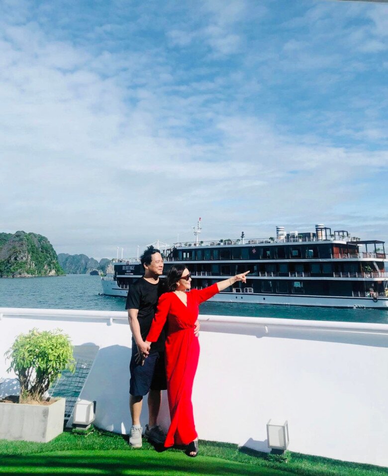 Giờ đây chị em Khánh Vy đã làm bố mẹ yên tâm.