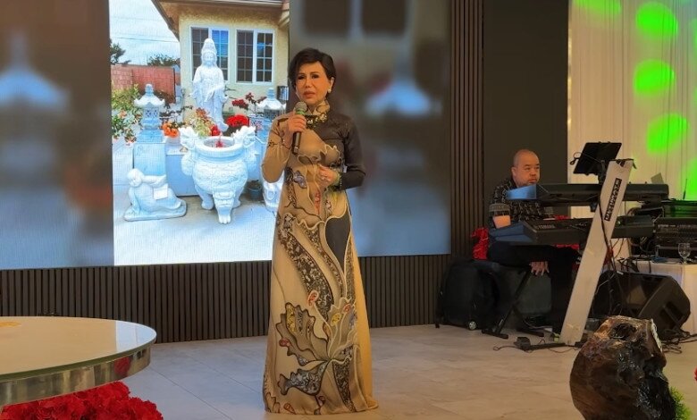 Nữ danh ca trong một show diễn mới đây.