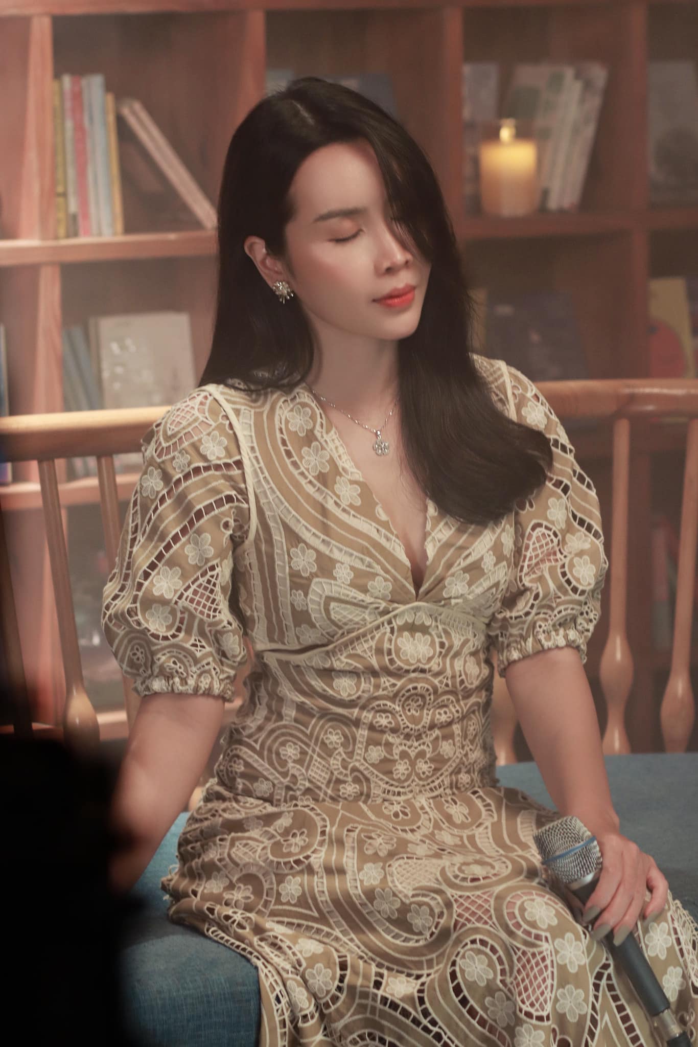 Cô kể 5 năm đầu khi sinh con tưởng như cánh cửa nghệ thuật đã khép lại.