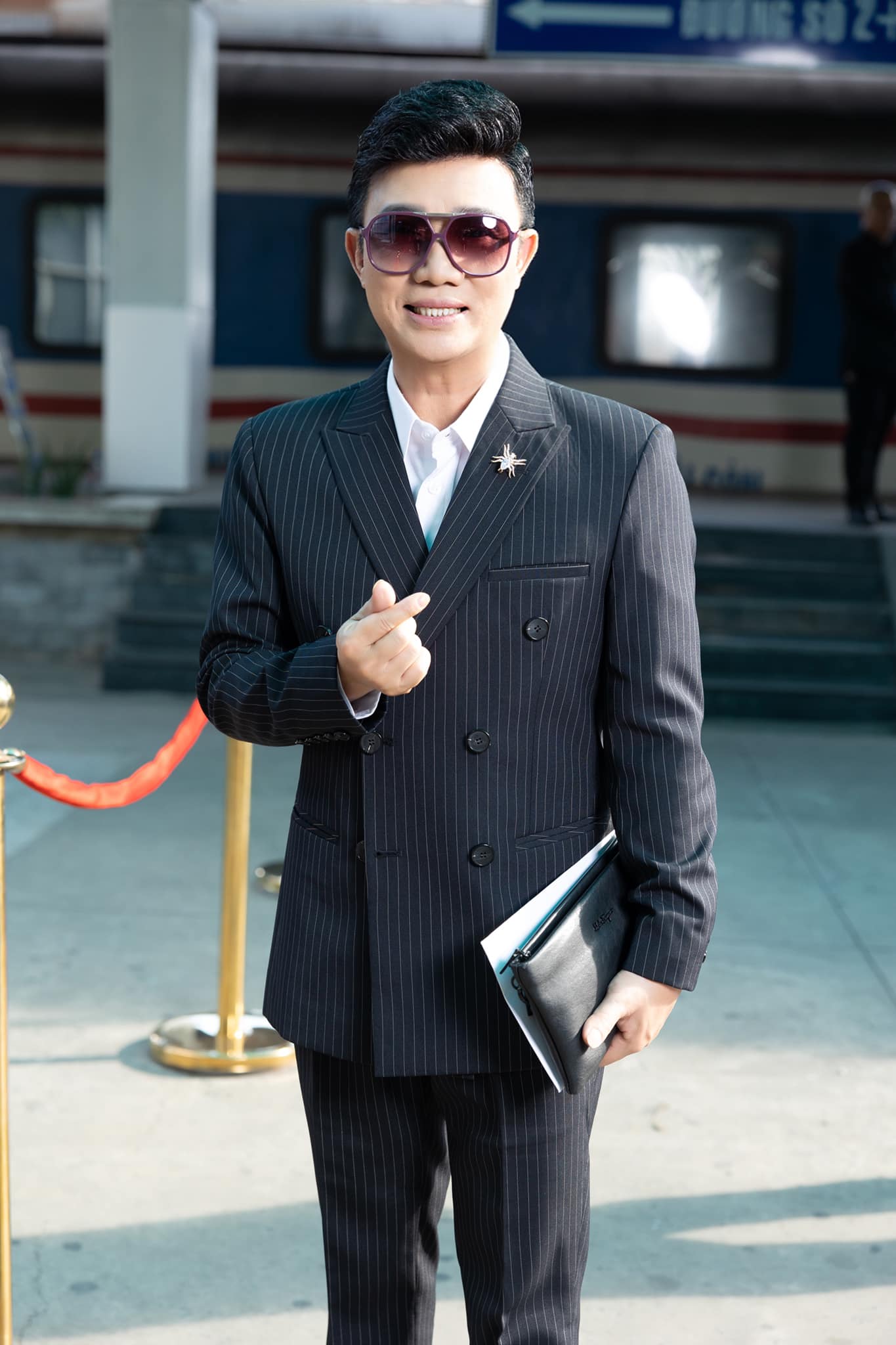 Quang Linh phong độ ở tuổi U60.