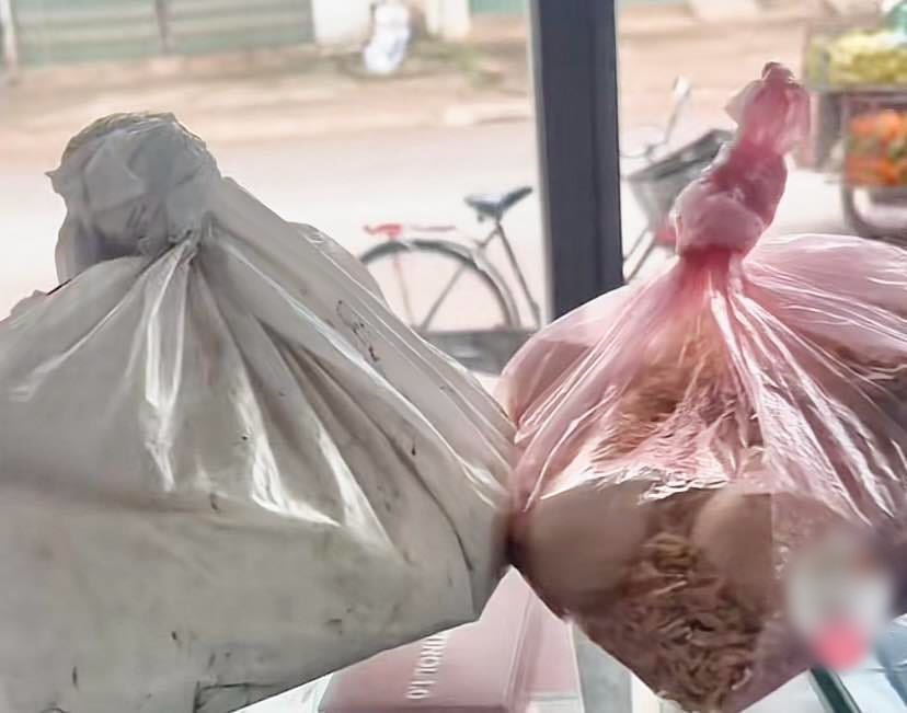 Chút quà nhà trồng được, cụ mang tặng người đã giúp mình