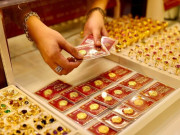 Tin tức - Tin tức 24h: Giá vàng nhẫn đồng loạt giảm, có thương hiệu "bốc hơi" gần nửa triệu đồng