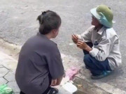 Tin tức - Thấy cụ ông ăn hộp cơm thừa mình bỏ đi, cô gái trẻ bật khóc và có hành động đẹp được dân mạng ngợi khen