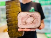 Lifestyle - Món giò nguyên tảng chỉ có ở Thái Bình, mới nhìn thấy ngán mà càng ăn càng cuốn bởi vị thanh mát như thạch 