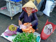 Tin tức - Gặp cụ bà bán rau chẳng ai mua, cô gái trẻ có cử chỉ đẹp khiến cụ nghẹn ngào rơi nước mắt