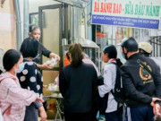 Lifestyle - Quán bánh bao “chảnh” nhất Hà Nội: Ngày chỉ làm đúng 200 cái, khách xếp hàng dài, ai không chờ được cứ về