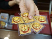 Tin tức - Vàng nhẫn diễn biến lạ, tỷ giá USD "nóng"