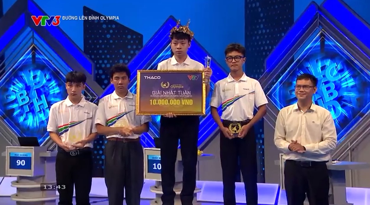 Nam sinh Chuyên quốc học Huế giành chiến thắng thuyết phục