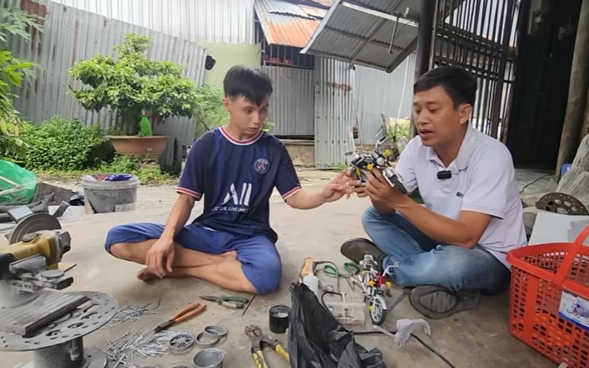 Mỗi chiếc xe đều được làm rất tỉ mỉ, chi tiết