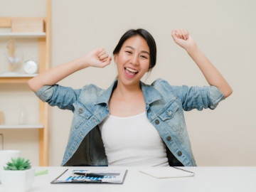 5 nghề thích hợp với người lười, chỉ ngồi một chỗ cũng dễ dàng kiếm 20 triệu đồng/tháng