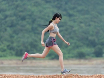 Bài tập yoga đơn giản tăng cường sức bền khi chạy bộ