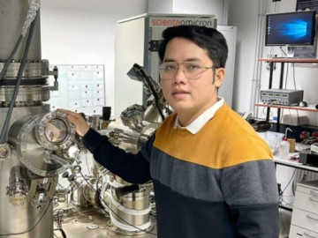 Xoay xở đủ đường để đi học, chàng trai nhận hai bằng tiến sĩ ở châu Âu