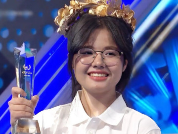 Liên tục dẫn đầu cả 4 phần thi, nữ sinh Hà Tĩnh xuất sắc giành vòng nguyệt quế Olympia 25