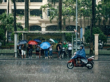 Miền Bắc sắp chuyển rét kèm mưa ẩm, miền Trung mưa lớn đỉnh điểm