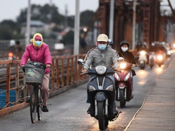 Tin tức 24h: Biển Đông xuất hiện rãnh áp thấp, miền Bắc duy trì sương mù và rét đầu năm 2025