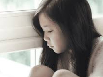 Trầm cảm tuổi dậy thì và mối nguy hại âm thầm trên mạng xã hội