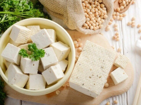 Làm sao để lựa chọn đậu phụ an toàn, không gây hại cho sức khoẻ? Ăn món "quốc dân" này mỗi ngày có tốt không?
