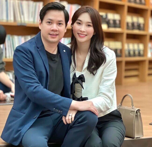 Đặng Thu Thảo và Trung Tín là cặp đôi trai tài gái sắc được nhiều người ngưỡng mộ.