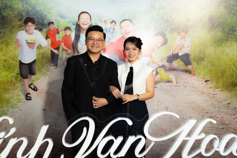 Vợ chồng Võ Thanh Hòa và Mai Bảo Ngọc dồn nhiều tâm huyết cho dự án Kính vạn hoa bản điện ảnh.