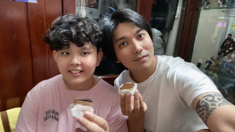 Tim hạnh phúc vì con trai ngày càng trưởng thành.