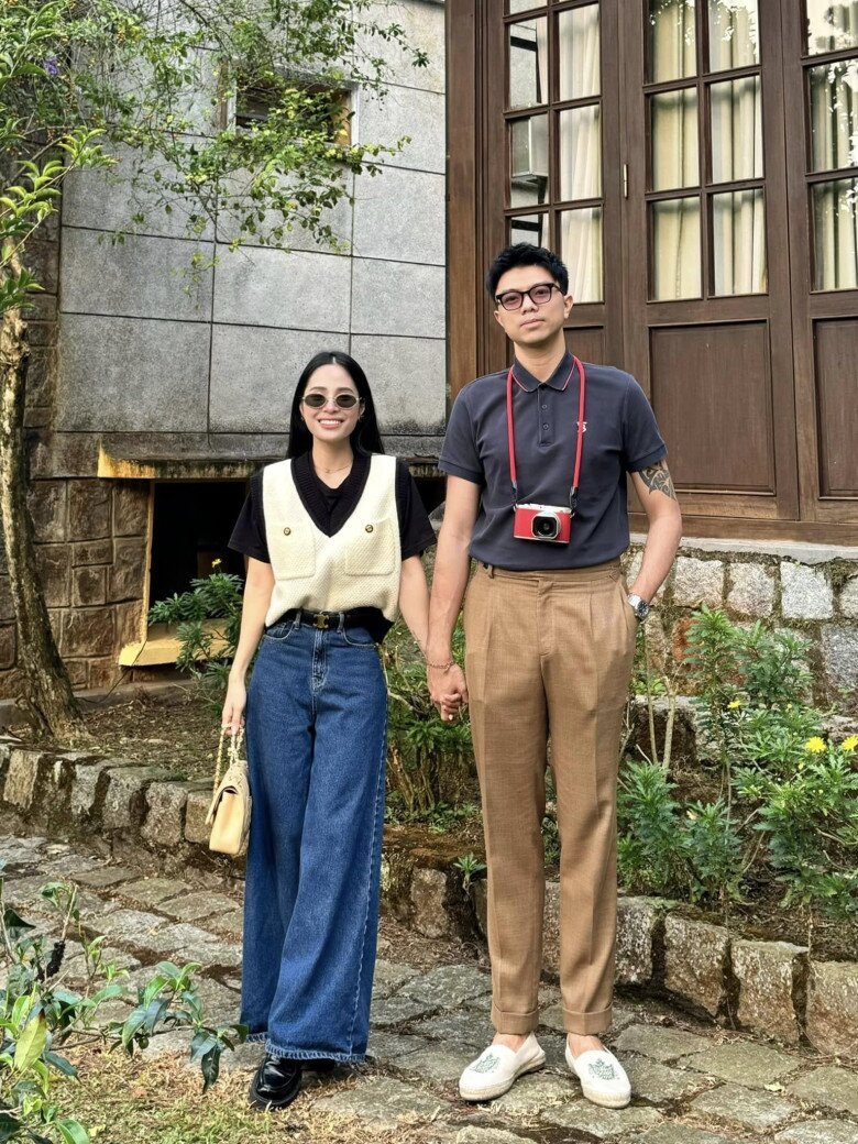 Vợ chồng Kiều Anh và Văn Quỳnh được nhận xét xứng đôi cả về ngoại hình, tài năng lẫn gia thế.