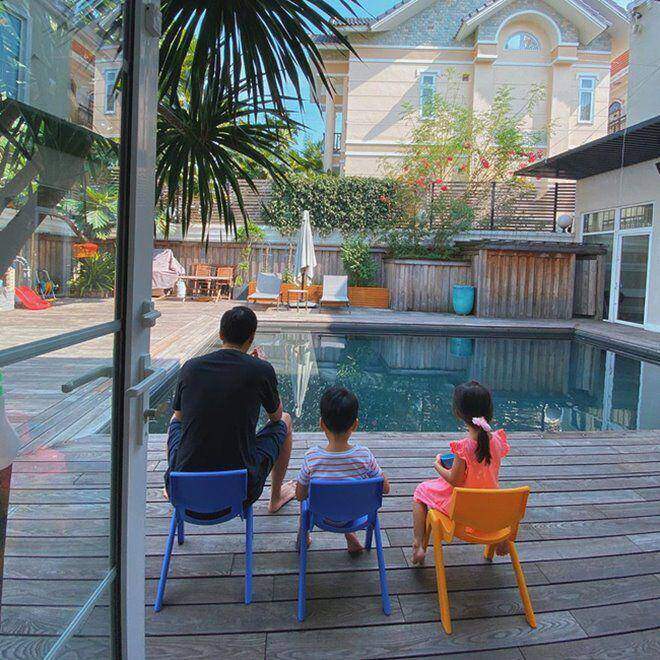 Cặp đôi có 3 con “đủ nếp, đủ tẻ”.