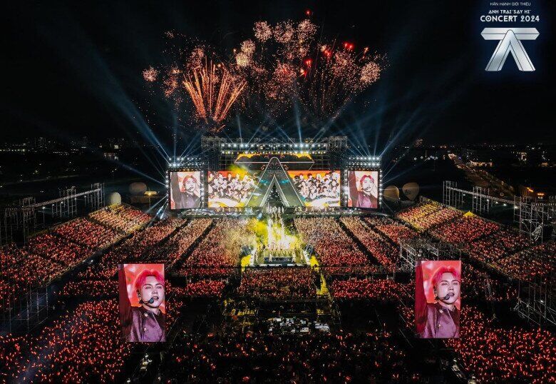 Anh trai say hi đã tổ chức 4 đêm concert hoành tráng.