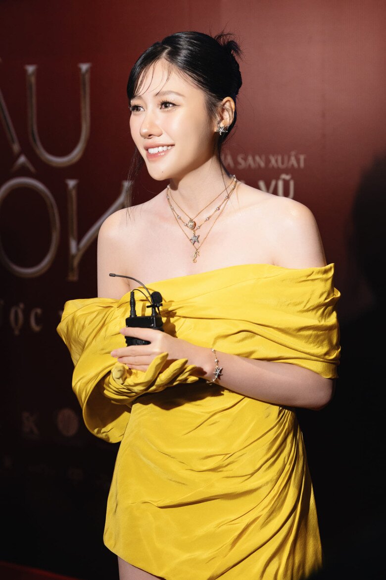 Uyển Ân thừa nhận phải uống rượu để đóng cảnh nóng trong phim.