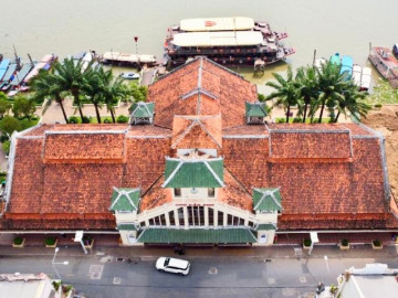 Khu chợ 110 năm tuổi là biểu tượng của Cần Thơ, khách Tây cực mê vì kiến trúc độc lạ