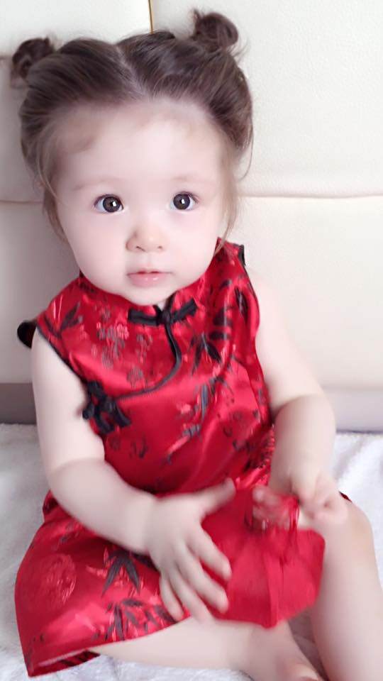 Bé gái Việt giành giải Nhất trên báo Anh vì xinh như thiên thần, giờ 11 tuổi gương mặt thay đổi nhiều - 5