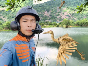 Tin tức - "Chú Cuội" Tây Ninh hô biến tre trúc thành đồ chơi tuổi thơ hút trăm triệu view, người nước ngoài trầm trồ khen ngợi