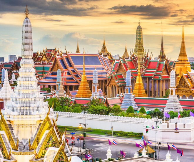 Tương đồng với tiếng Việt, tiếng Thái được xếp vào loại 3 với độ khó nằm ở mức vừa phải, có nghĩa là người học mất khoảng 44 tuần (tương đương 1.100 giờ) để có thể sử dụng được.