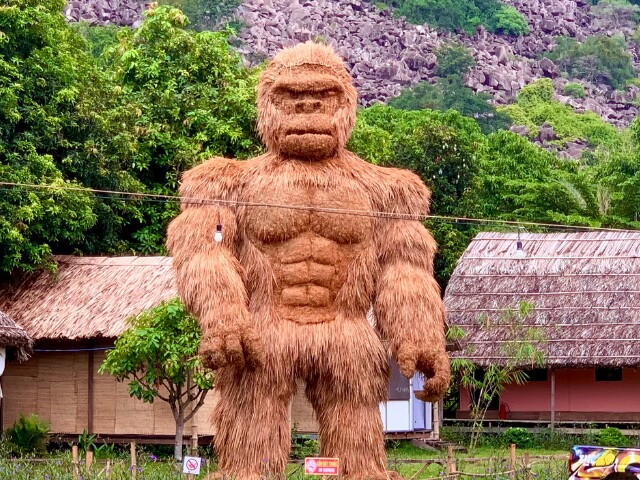 Một trong những tác phẩm tốn nhiều thời gian, công sức của anh Dư là mô hình King Kong cao 6m.