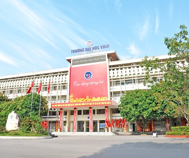 Theo bảng xếp hạng các trường đại học trên thế giới của tổ chức CSIC, hằng năm trường Đại học Vinh đều được xếp trong TOP 20 các cơ sở giáo dục đại học tốt nhất của Việt Nam.