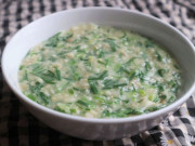 Sức khỏe - Hái lá hoa thủy tiên để nấu cháo chữa ho vì nhầm với lá hẹ, 2 trẻ ngộ độc nặng nguy kịch