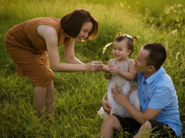 Nhiều lần thất bại không nản chí, cô giáo tiểu học đón trái ngọt sau gần 10 năm cùng chồng chữa vô...