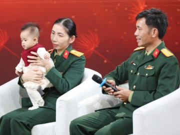 Hết sinh non rồi lại vỡ tử cung, vợ chồng quân nhân mừng rơi nước mắt khi đón tin vui từ hạt mầm cuối cùng