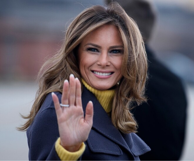 Melania Trump luôn nổi bật với vẻ đẹp thanh lịch và thường xuất hiện với phong cách cổ điển, sang trọng.