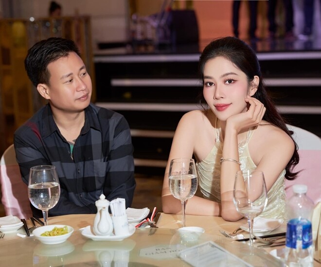 Nam Em công khai bạn trai Bùi Hữu Cường vào cuối năm 2023, sau khi cả hai hẹn hò được nửa năm.