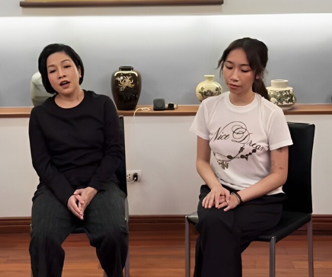 Diva Mỹ Linh song ca cùng con gái Mỹ Anh.