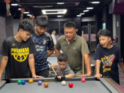 Giải trí - BTV đông con nhất VTV hạnh phúc chia sẻ "Nhật ký của cha", nuôi dạy 4 quý tử ra sao mà ai cũng "xin vía"?