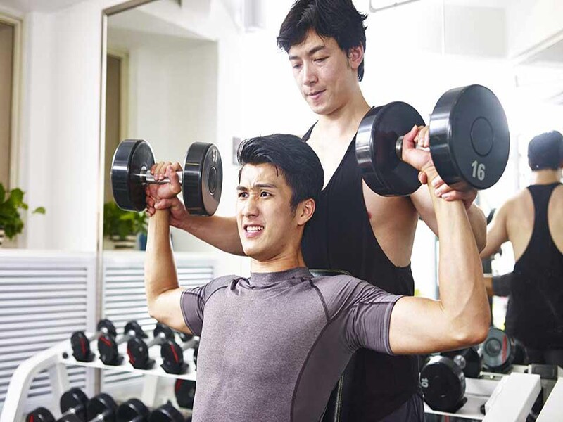 Tập gym là bộ môn thể thao được nhiều người yêu thích, nhất là nam giới, giúp người tập có thể trạng tốt, ngừa được nhiều bệnh.