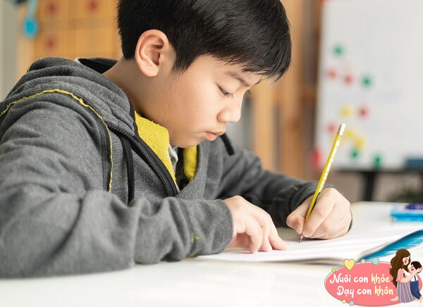 Kích thích cảm giác thành đạt của trẻ.